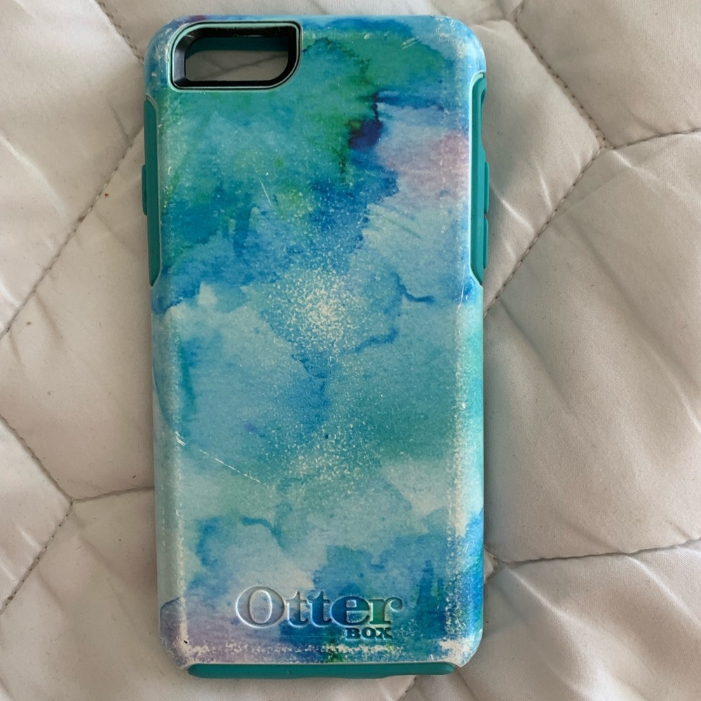 BRAND: Otterbox Cute 6S Case for iphones